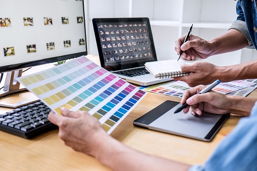 Pourquoi collaborer avec une entreprise de graphisme à Marseille ?
